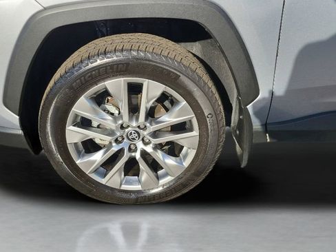 Used 2025 Toyota RAV4 XLE Premium image 18