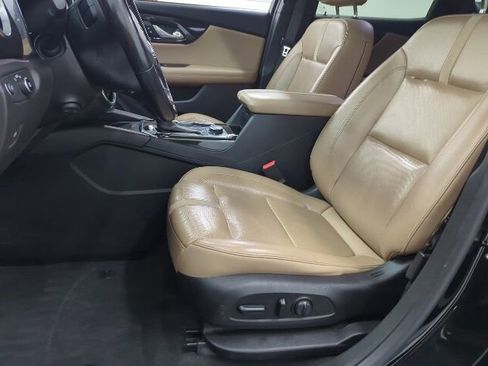Used 2019 Chevrolet Blazer Premier w/ Sun and Wheels Package AWD/4WD image 8
