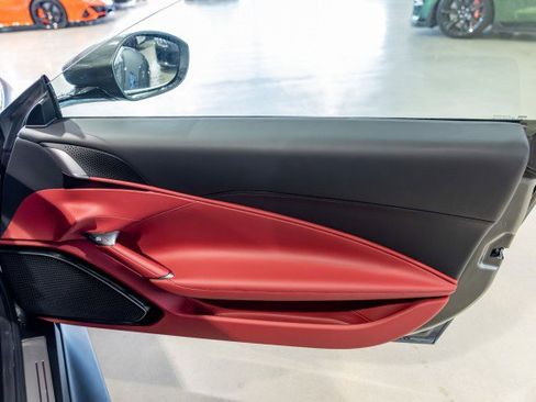 Used 2024 Ferrari Roma RWD image 28