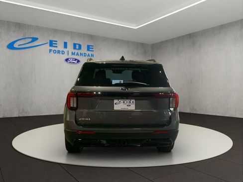 New 2026 Ford Explorer ST-Line w/ ST-Line Street Pack AWD/4WD image 15