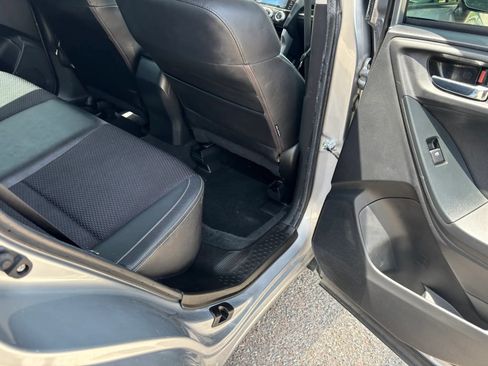 Used 2018 Subaru Forester 2.5i Premium AWD/4WD image 26