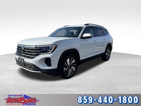 Used 2025 Volkswagen Atlas SE AWD/4WD image 1