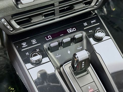 Certified 2024 Porsche 911 Carrera S RWD image 17