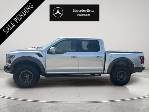 Used 2019 Ford F150 Raptor w/ Equipment Group 802A Luxury AWD/4WD image 2