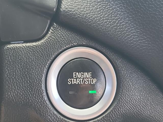 Used 2019 Chevrolet Equinox LT FWD image 16