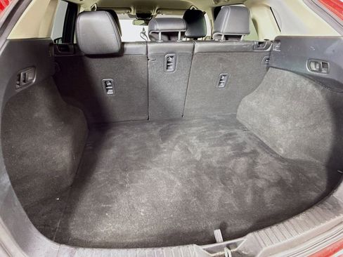 Used 2019 MAZDA CX-5 Touring image 25