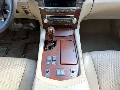Used 2011 Lexus LS 460 Luxury image 15