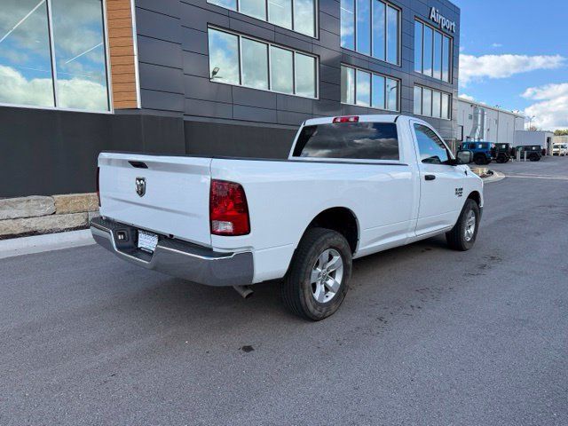 Used 2023 RAM 1500 Classic SLT AWD/4WD image 10