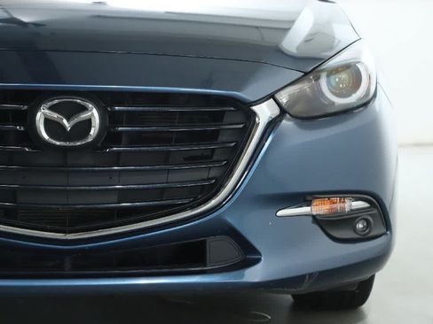 Used 2018 MAZDA MAZDA3 Grand Touring FWD image 7