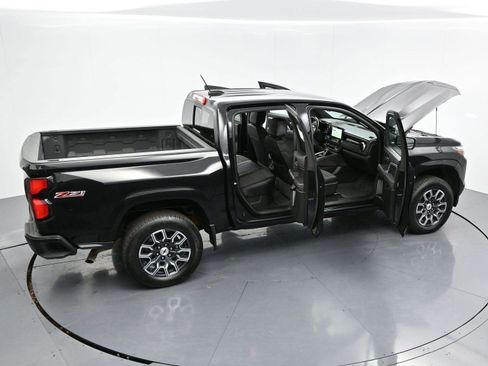 Used 2023 Chevrolet Colorado Z71 w/ Z71 Convenience Package 2 image 38