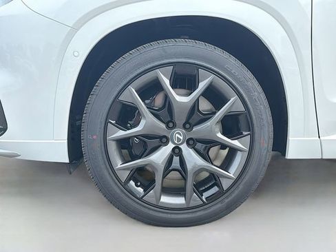 New 2026 Lexus TX 500h AWD image 43