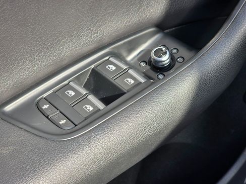 Used 2019 Audi Q7 3.0T Prestige w/ Prestige Package image 33