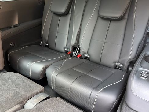 New 2026 Mercedes-Benz GLS 450 4MATIC image 14