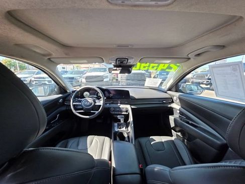 Used 2022 Hyundai Elantra Limited w/ Cargo Package FWD image 12