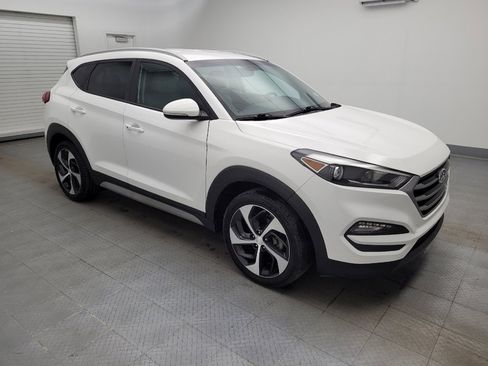 Used 2018 Hyundai Tucson Sport image 11
