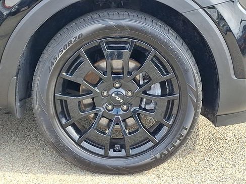 Used 2022 Kia Telluride SX w/ SX Prestige Package AWD/4WD image 8