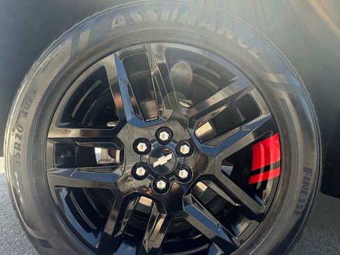 Used 2020 Chevrolet Traverse Premier w/ Redline Edition AWD/4WD image 10