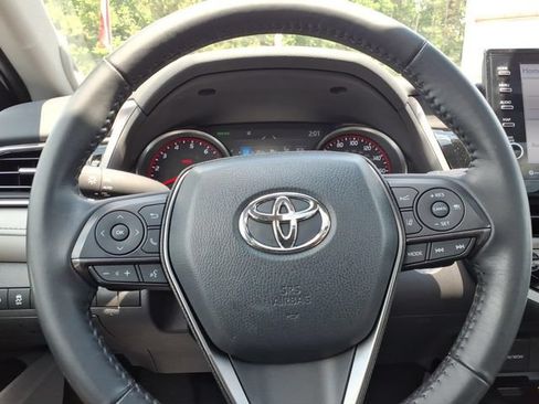Used 2022 Toyota Camry XSE w/ Navigation Package FWD image 27