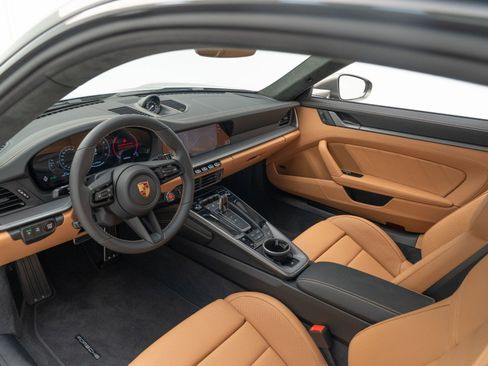 New 2026 Porsche 911 Carrera 4S AWD/4WD image 5