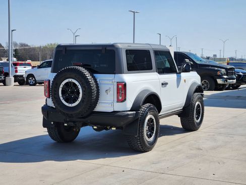 Used 2021 Ford Bronco Badlands image 5