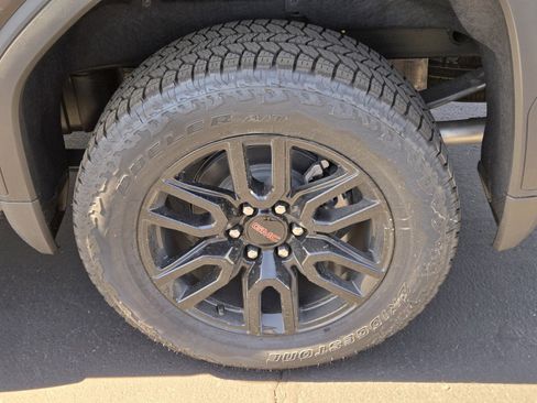 New 2025 GMC Sierra 1500 Elevation w/ Elevation Premium Package image 5