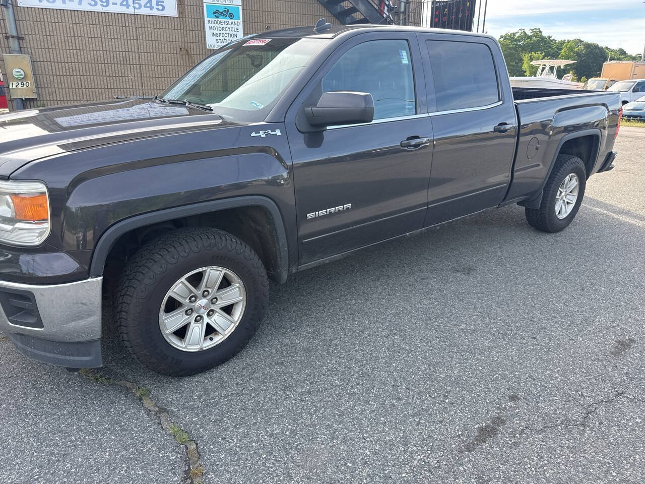 Used 2014 GMC Sierra 1500 SLE w/ SLE Convenience Package AWD/4WD image 2