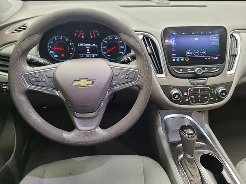 Used 2020 Chevrolet Malibu LT FWD image 22