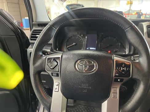 Used 2021 Toyota 4Runner SR5 Premium AWD/4WD image 12