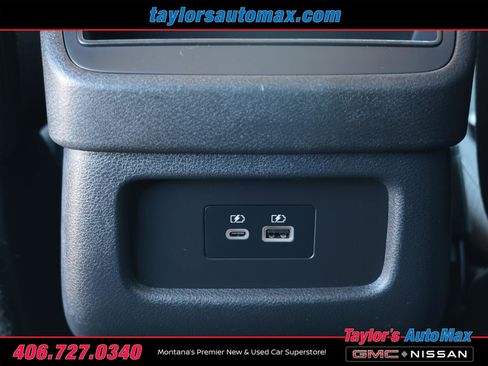 Used 2024 Nissan Pathfinder S image 26