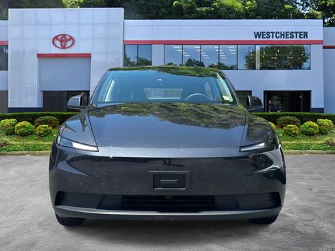 Used 2026 Tesla Model Y Long Range AWD/4WD image 2