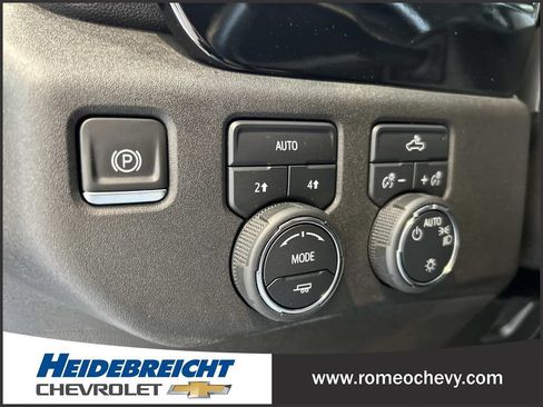 Used 2024 Chevrolet Silverado 1500 LT AWD/4WD image 30