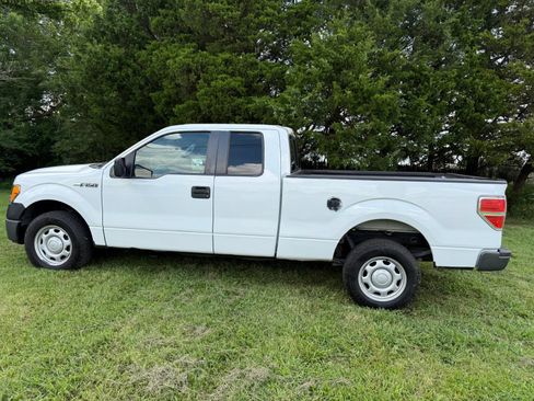 Used 2010 Ford F150 STX RWD image 2