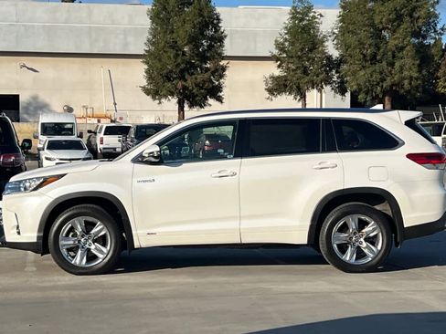 Used 2019 Toyota Highlander Limited image 6