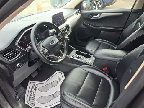 Used 2020 Ford Escape SEL image 12