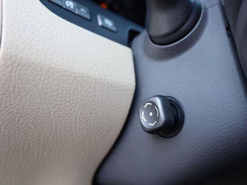 Used 2009 Lexus LS 460 image 35