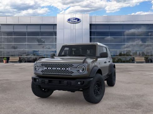 New 2026 Ford Bronco Badlands AWD/4WD image 2