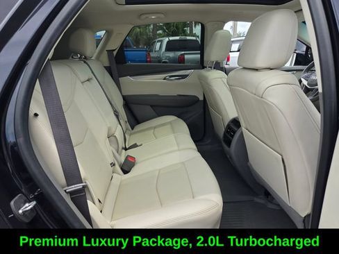 Used 2022 Cadillac XT5 Premium Luxury FWD image 16