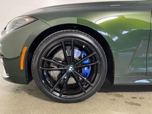 Used 2022 BMW M440i Coupe w/ Shadowloine Package RWD image 11