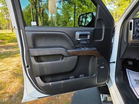 Used 2018 GMC Sierra 1500 Denali AWD/4WD image 12