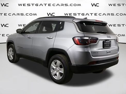 Used 2022 Jeep Compass Latitude AWD/4WD image 11