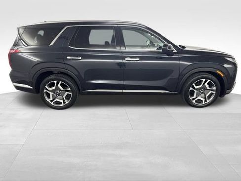 Used 2024 Hyundai Palisade Limited AWD/4WD image 4