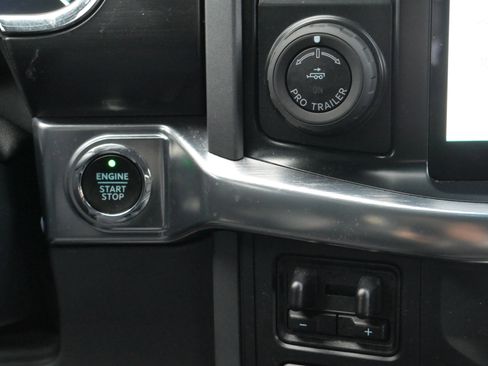 Certified 2022 Ford F150 Lariat w/ Trailer Tow Package image 8