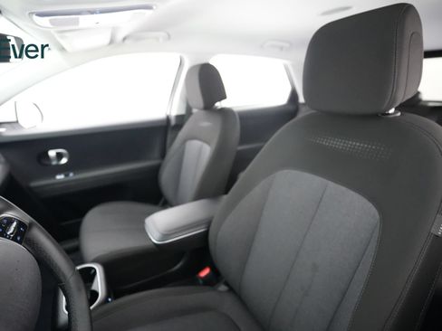 Used 2024 Hyundai Ioniq 5 SEL RWD image 4