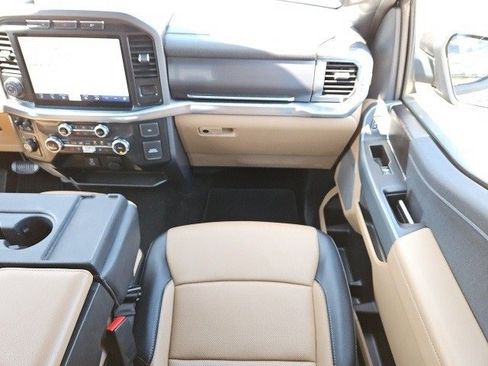 Used 2022 Ford F150 Lariat w/ Equipment Group 501A Mid image 26