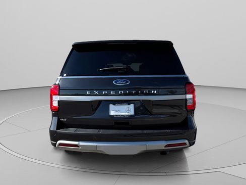 Used 2024 Ford Expedition XLT AWD/4WD image 4