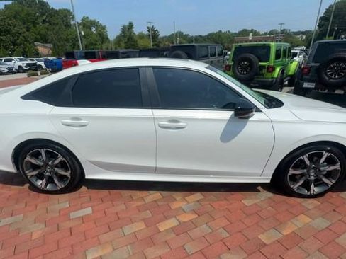 Certified 2025 Honda Civic Sport image 4