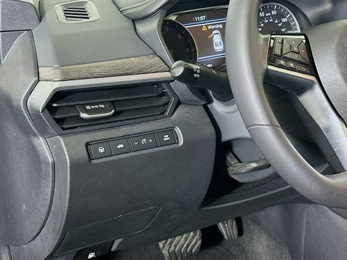 Used 2024 Nissan Altima 2.5 SV w/ SV Premium Package image 17