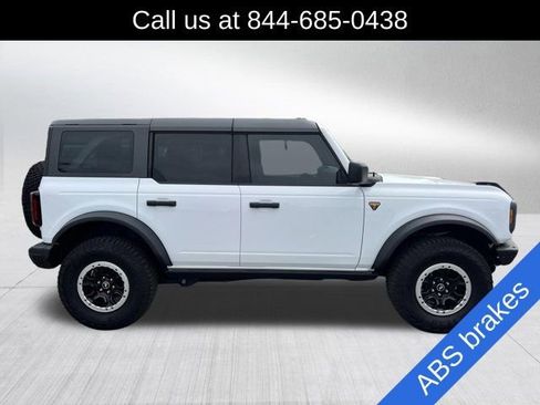 Used 2023 Ford Bronco Badlands w/ Sasquatch Package AWD/4WD image 4