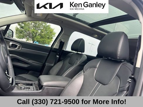 Certified 2024 Kia Sorento X-Line EX AWD/4WD image 12