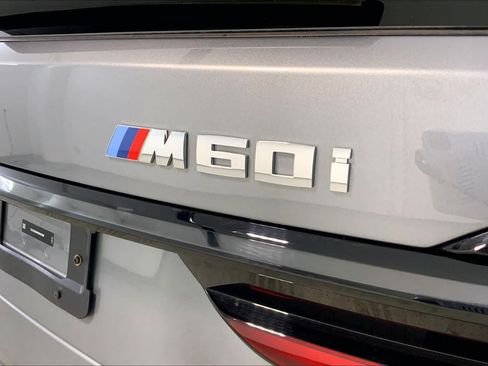 Used 2025 BMW X7 M60i AWD/4WD image 9